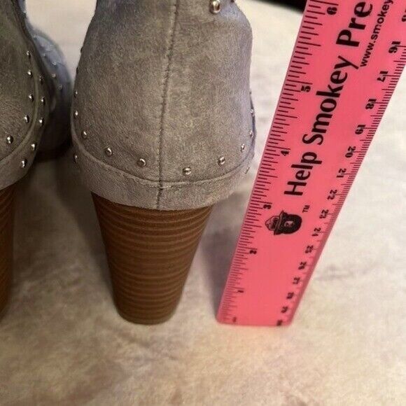 *Hippie Laundry* MADDA Sz 9 Grey Studded Ankle Booties EUC!! - Picture 7 of 9
